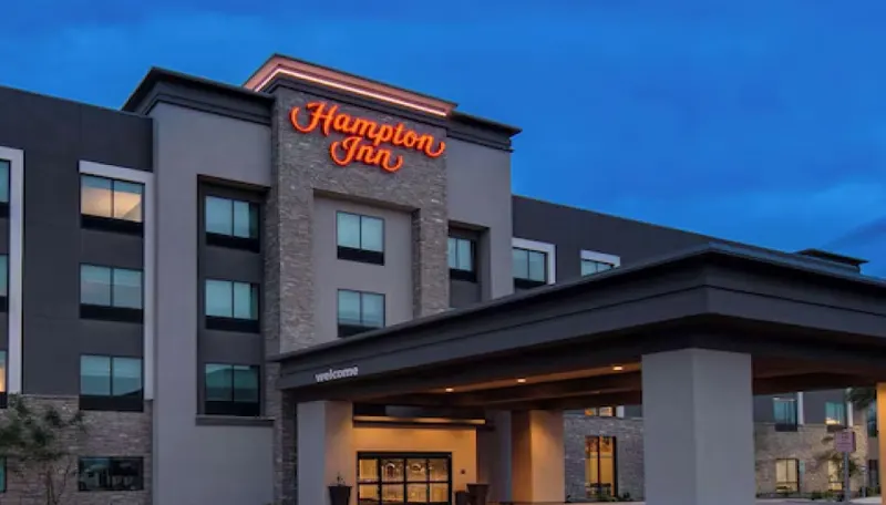 Hampton hotel exterior